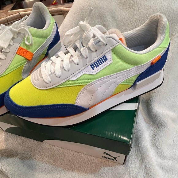 Puma Shoes - Women Puma Future Rider Play On